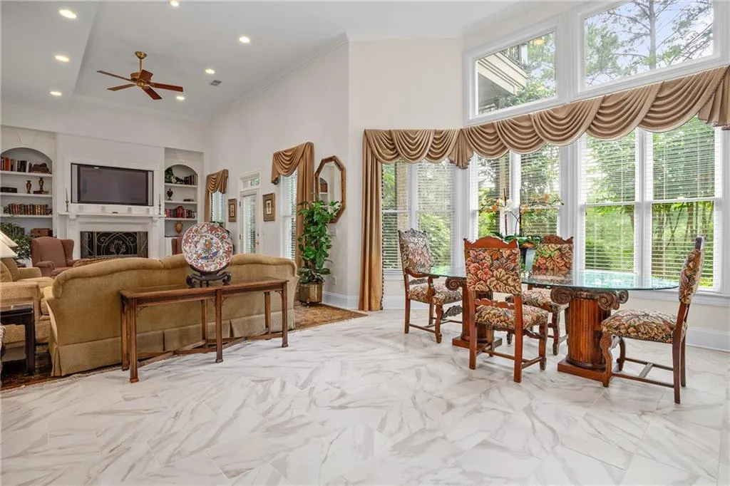 4510 Crestwicke Point, Atlanta, Georgia 30319, 6 Bedrooms Bedrooms, ,6 BathroomsBathrooms,Residential,Sold,4510 Crestwicke Point,6741567