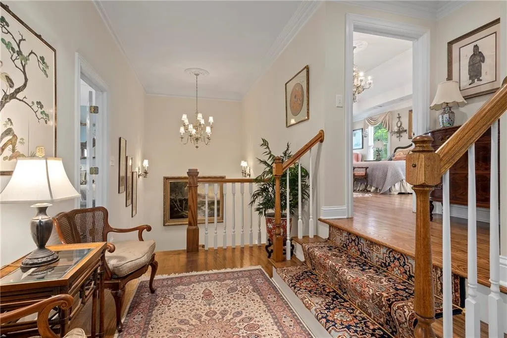 4510 Crestwicke Point, Atlanta, Georgia 30319, 6 Bedrooms Bedrooms, ,6 BathroomsBathrooms,Residential,Sold,4510 Crestwicke Point,6741567