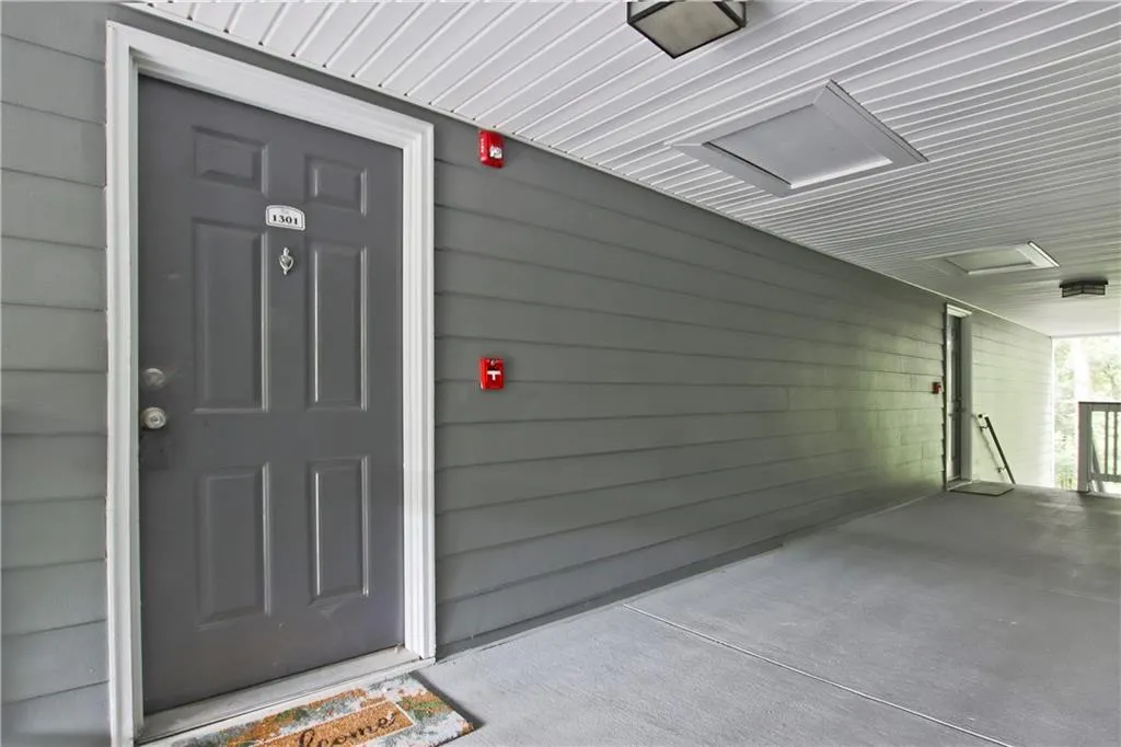 1301 Santa Fe Parkway, Sandy Springs, Georgia 30350, 1 Bedroom Bedrooms, ,1 BathroomBathrooms,Residential,Sold,1301 Santa Fe Parkway,7102120