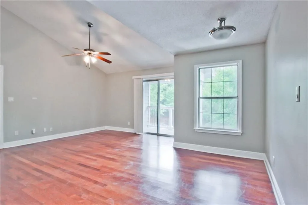 1301 Santa Fe Parkway, Sandy Springs, Georgia 30350, 1 Bedroom Bedrooms, ,1 BathroomBathrooms,Residential,Sold,1301 Santa Fe Parkway,7102120