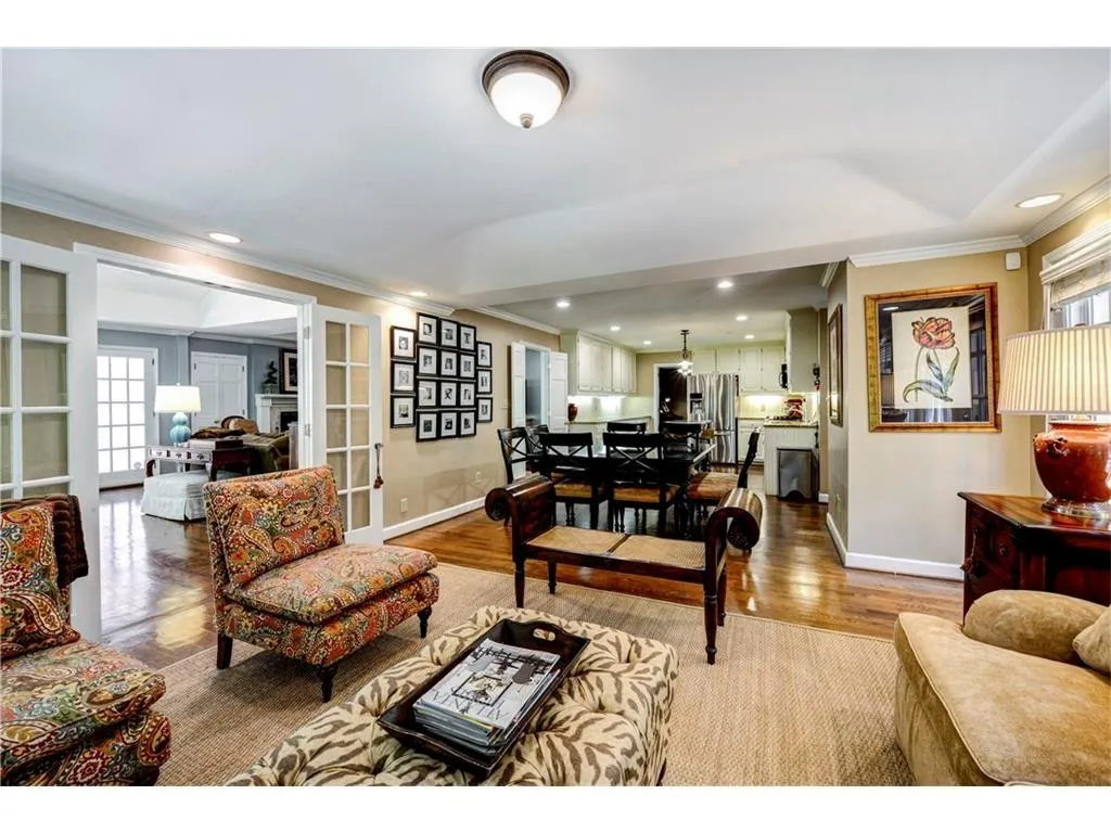 6505 River Chase Circle, Sandy Springs, Georgia 30328, 4 Bedrooms Bedrooms, ,4 BathroomsBathrooms,Residential,Sold,6505 River Chase Circle,5793572
