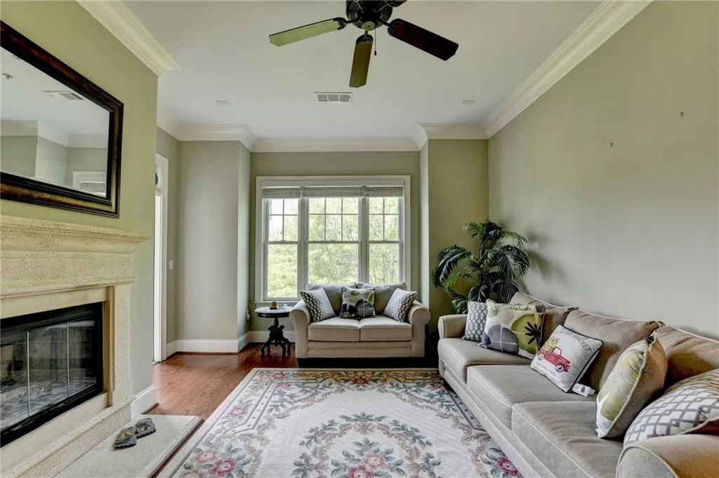 3635 E Paces Circle Ne Unit 1309, Atlanta, Georgia 30326, 1 Bedroom Bedrooms, 0 ,1 BathroomBathrooms,Residential,For Sale,3635 E Paces Circle Ne Unit 1309,7750451