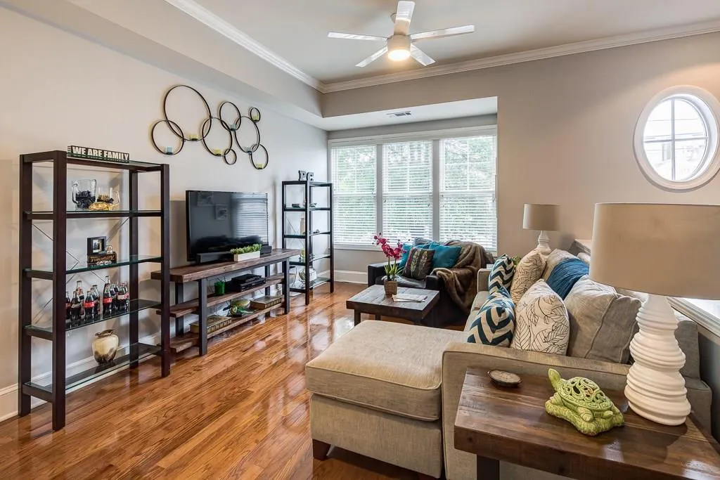 700 Cosmopolitan Drive Ne, Atlanta, Georgia 30324, 3 Bedrooms Bedrooms, ,3 BathroomsBathrooms,Residential,Sold,700 Cosmopolitan Drive Ne,5863788