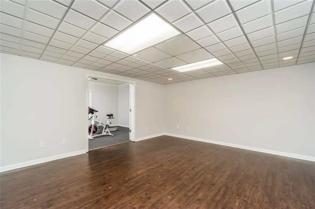 255 Grogans Lake Point, Atlanta, Georgia 30350, 5 Bedrooms Bedrooms, ,4 BathroomsBathrooms,Residential,Sold,255 Grogans Lake Point,6796800