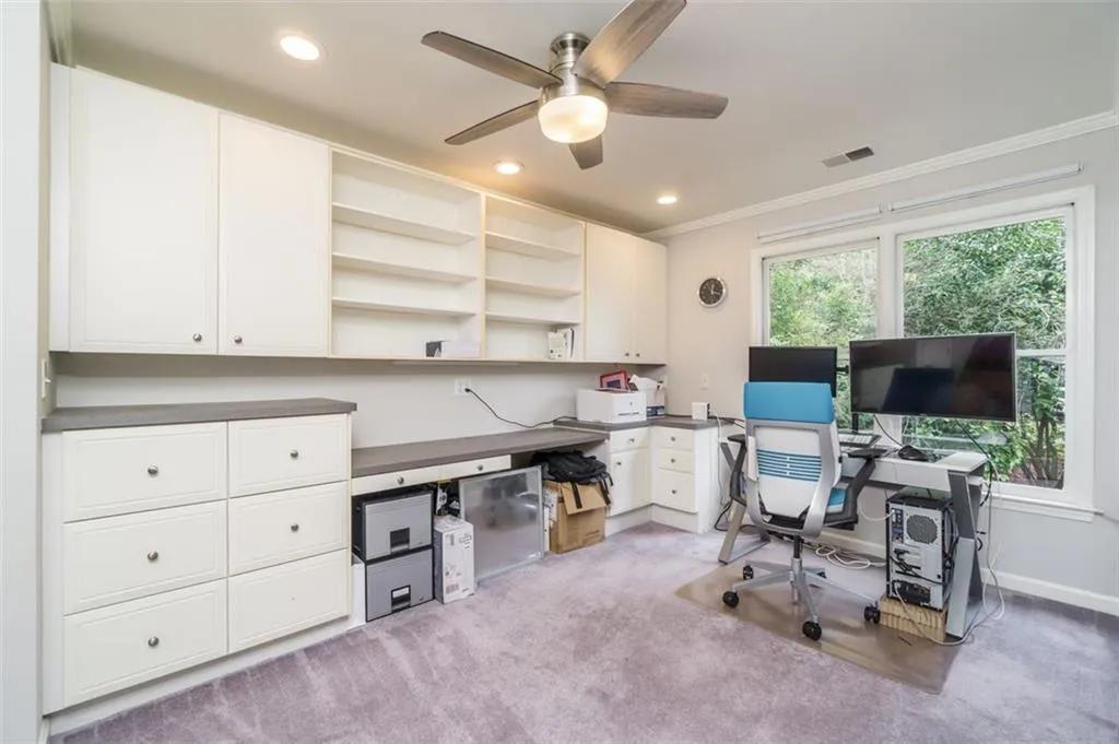 255 Grogans Lake Point, Atlanta, Georgia 30350, 5 Bedrooms Bedrooms, ,4 BathroomsBathrooms,Residential,Sold,255 Grogans Lake Point,6796800