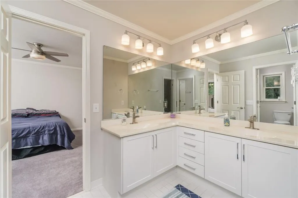 255 Grogans Lake Point, Atlanta, Georgia 30350, 5 Bedrooms Bedrooms, ,4 BathroomsBathrooms,Residential,Sold,255 Grogans Lake Point,6796800