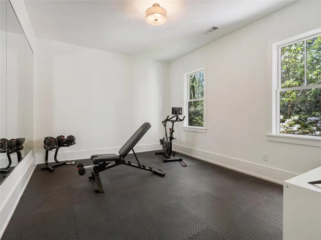 5200 W Kingston Ct, Atlanta, Georgia 30342, 6 Bedrooms Bedrooms, ,6 BathroomsBathrooms,Residential,Sold,5200 W Kingston Ct,7035408