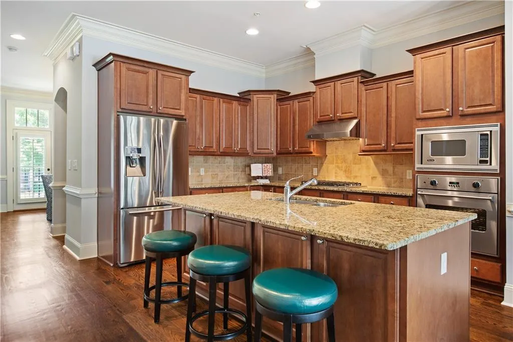712 Creekgarden Court, Atlanta, Georgia 30339, 4 Bedrooms Bedrooms, ,4 BathroomsBathrooms,Residential,Sold,712 Creekgarden Court,6572925