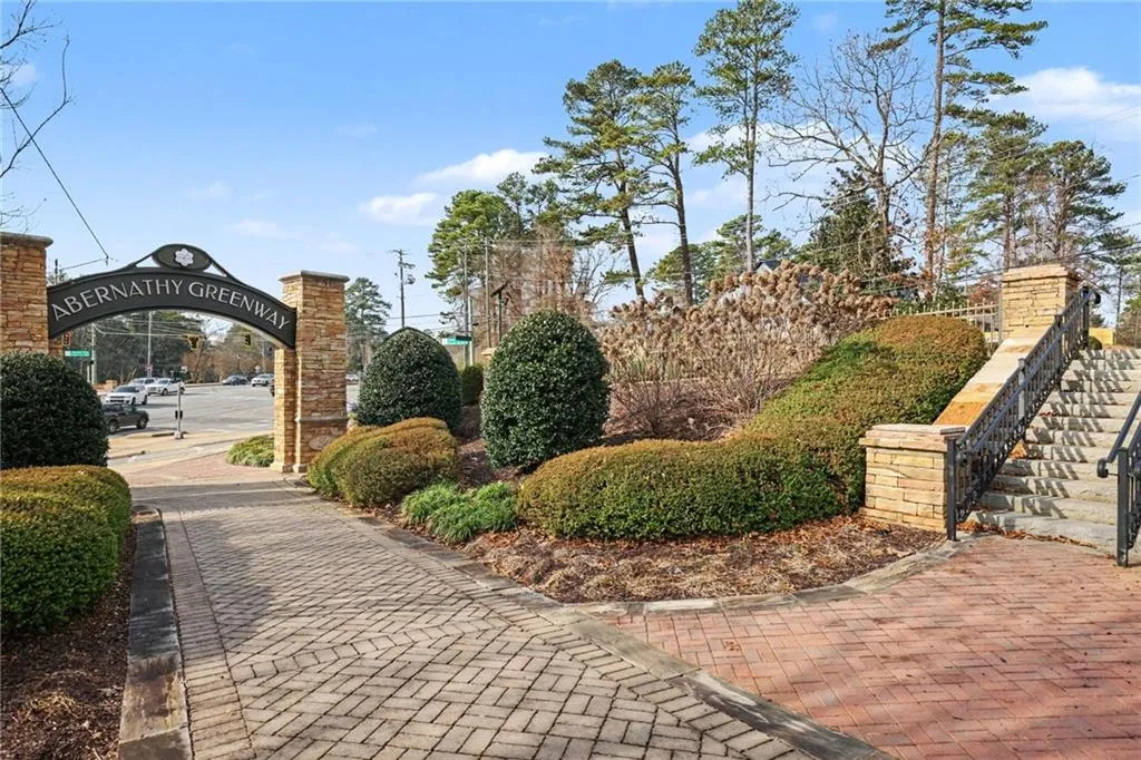 Abernathy Greenway Park Entrance