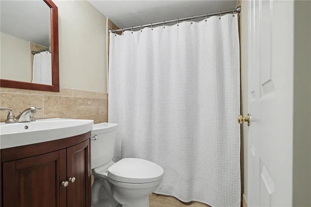 3rd Full Bath on Terrace level
