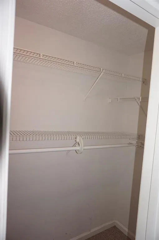 633 Granville Court, Sandy Springs, Georgia 30328, 2 Bedrooms Bedrooms, ,2 BathroomsBathrooms,Residential,Sold,633 Granville Court,6617685