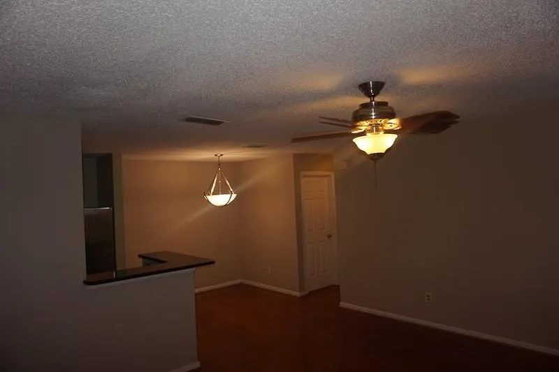 633 Granville Court, Sandy Springs, Georgia 30328, 2 Bedrooms Bedrooms, ,2 BathroomsBathrooms,Residential,Sold,633 Granville Court,6617685