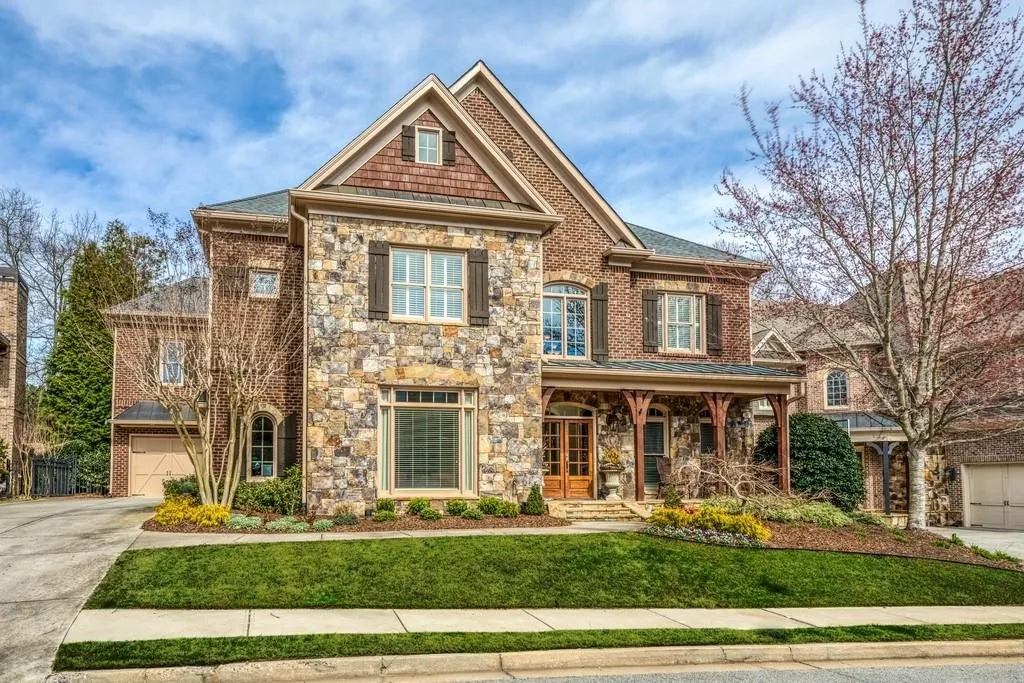 7886 Stratford Lane, Sandy Springs, Georgia 30350, 5 Bedrooms Bedrooms, ,4 BathroomsBathrooms,Residential,Sold,7886 Stratford Lane,6517715