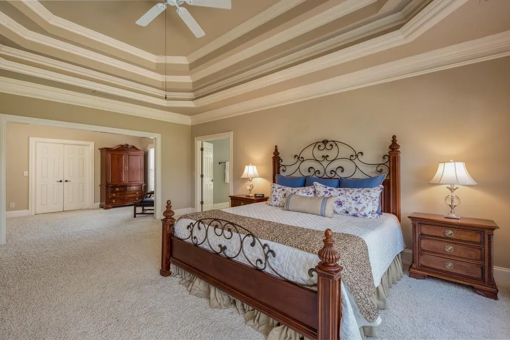 7886 Stratford Lane, Sandy Springs, Georgia 30350, 5 Bedrooms Bedrooms, ,4 BathroomsBathrooms,Residential,Sold,7886 Stratford Lane,6517715