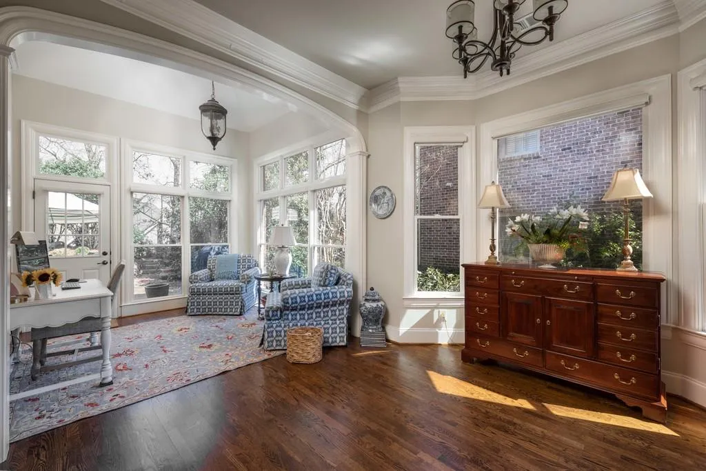 7886 Stratford Lane, Sandy Springs, Georgia 30350, 5 Bedrooms Bedrooms, ,4 BathroomsBathrooms,Residential,Sold,7886 Stratford Lane,6517715