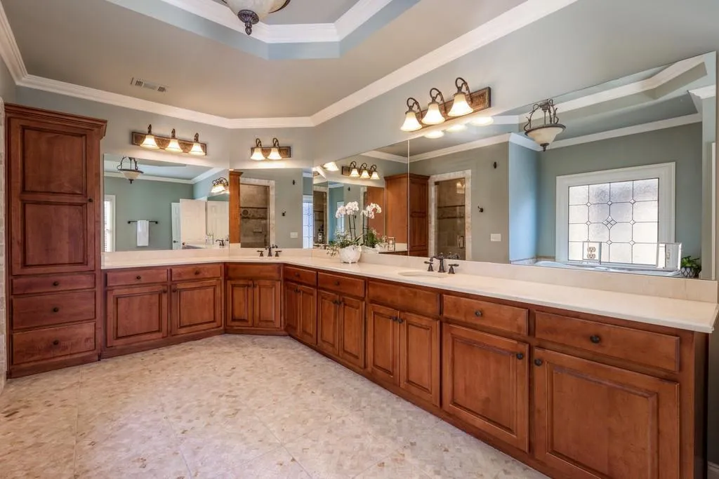 7886 Stratford Lane, Sandy Springs, Georgia 30350, 5 Bedrooms Bedrooms, ,4 BathroomsBathrooms,Residential,Sold,7886 Stratford Lane,6517715