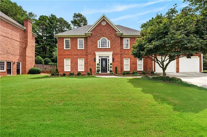 YOUR NEW HOME IN THE SOUGHT AFTER PENHURST NEIGHBORHOOD!