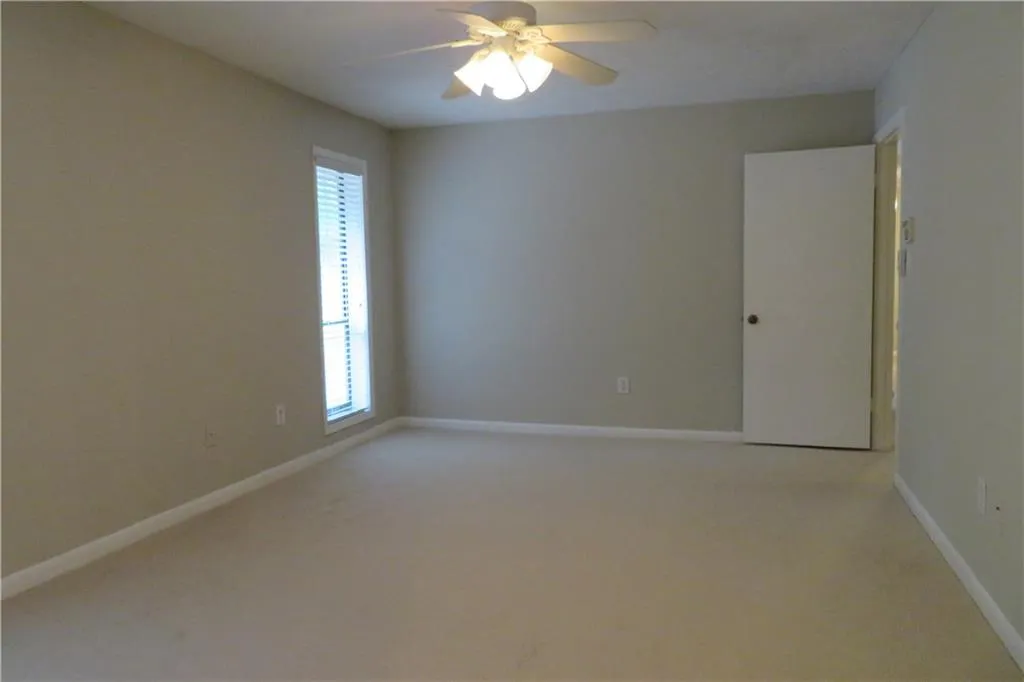 8740 Roswell Road Unit 10d, Sandy Springs, Georgia 30350, 3 Bedrooms Bedrooms, ,2 BathroomsBathrooms,Residential,Sold,8740 Roswell Road Unit 10d,5855755