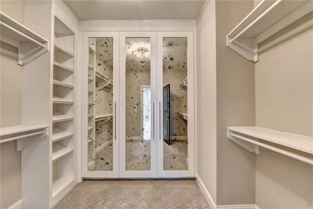 6632 Cadence Boulevard, Sandy Springs, Georgia 30328, 3 Bedrooms Bedrooms, ,4 BathroomsBathrooms,Residential,Sold,6632 Cadence Boulevard,6900708