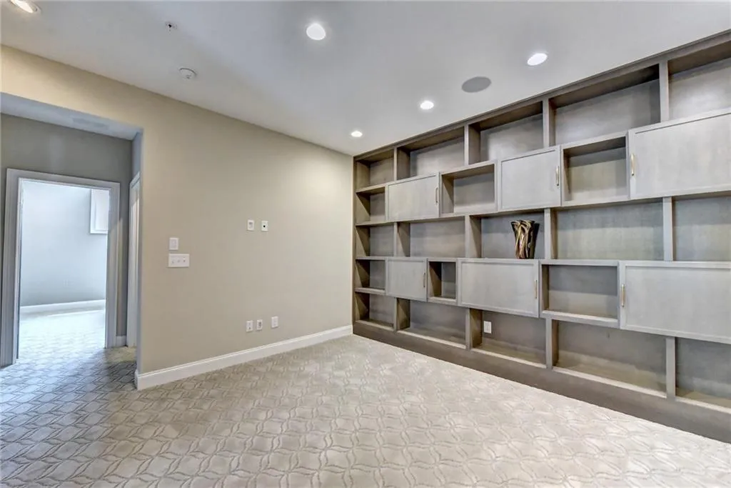 6632 Cadence Boulevard, Sandy Springs, Georgia 30328, 3 Bedrooms Bedrooms, ,4 BathroomsBathrooms,Residential,Sold,6632 Cadence Boulevard,6900708