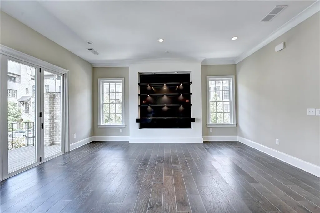 6632 Cadence Boulevard, Sandy Springs, Georgia 30328, 3 Bedrooms Bedrooms, ,4 BathroomsBathrooms,Residential,Sold,6632 Cadence Boulevard,6900708