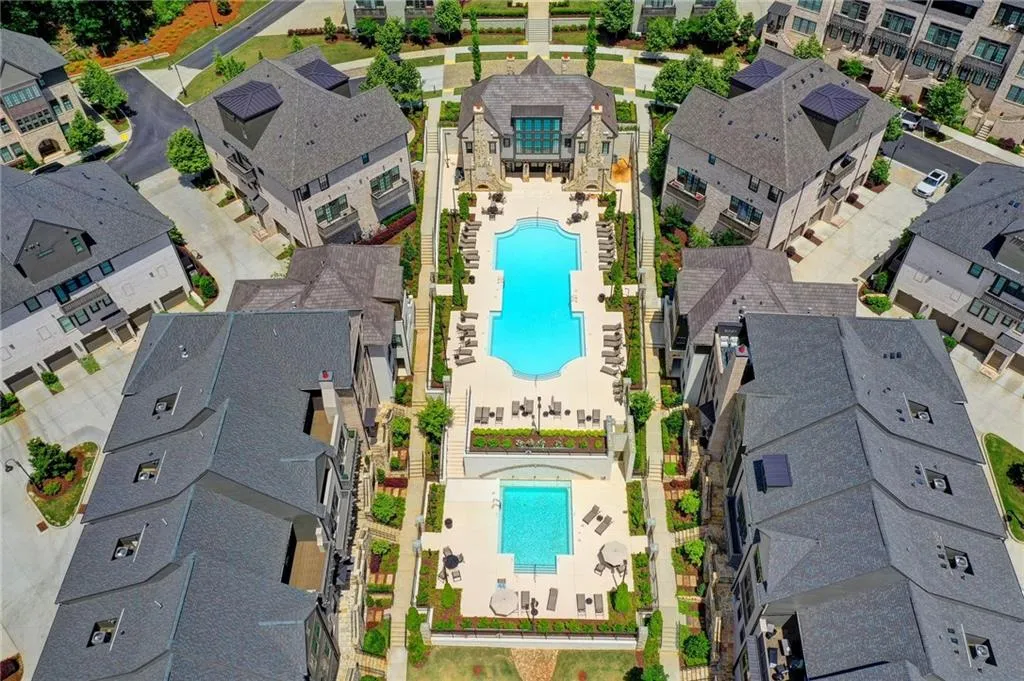 6632 Cadence Boulevard, Sandy Springs, Georgia 30328, 3 Bedrooms Bedrooms, ,4 BathroomsBathrooms,Residential,Sold,6632 Cadence Boulevard,6900708