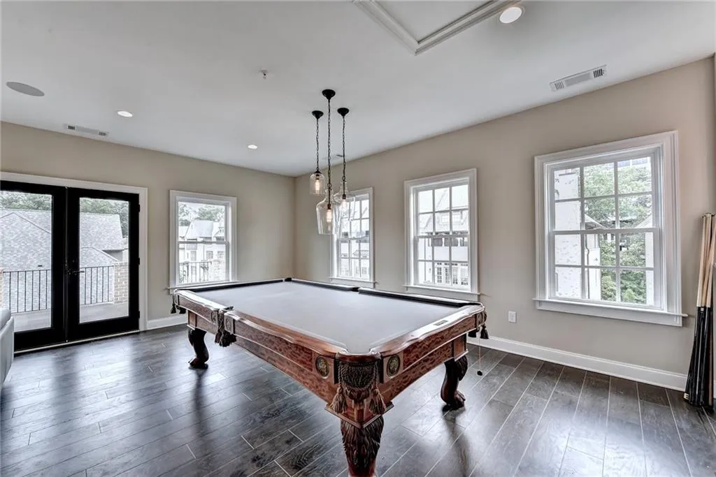 6632 Cadence Boulevard, Sandy Springs, Georgia 30328, 3 Bedrooms Bedrooms, ,4 BathroomsBathrooms,Residential,Sold,6632 Cadence Boulevard,6900708