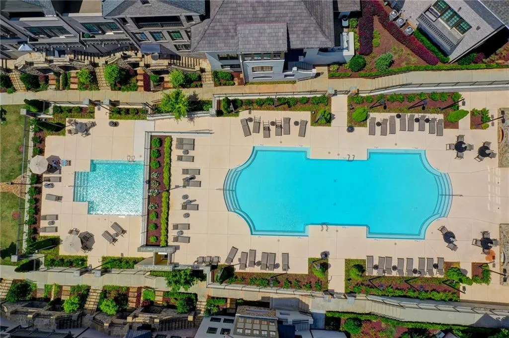 6632 Cadence Boulevard, Sandy Springs, Georgia 30328, 3 Bedrooms Bedrooms, ,4 BathroomsBathrooms,Residential,Sold,6632 Cadence Boulevard,6900708