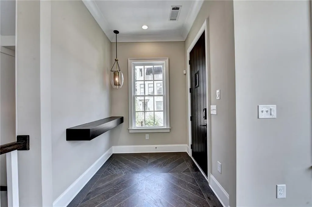 6632 Cadence Boulevard, Sandy Springs, Georgia 30328, 3 Bedrooms Bedrooms, ,4 BathroomsBathrooms,Residential,Sold,6632 Cadence Boulevard,6900708