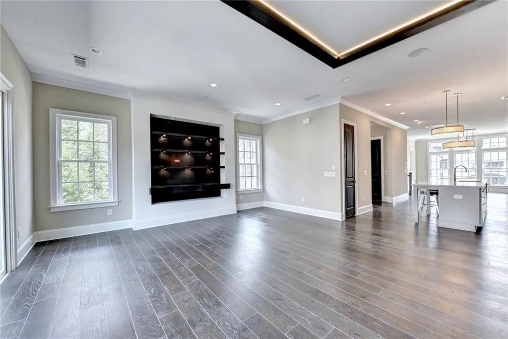 6632 Cadence Boulevard, Sandy Springs, Georgia 30328, 3 Bedrooms Bedrooms, ,4 BathroomsBathrooms,Residential,Sold,6632 Cadence Boulevard,6900708