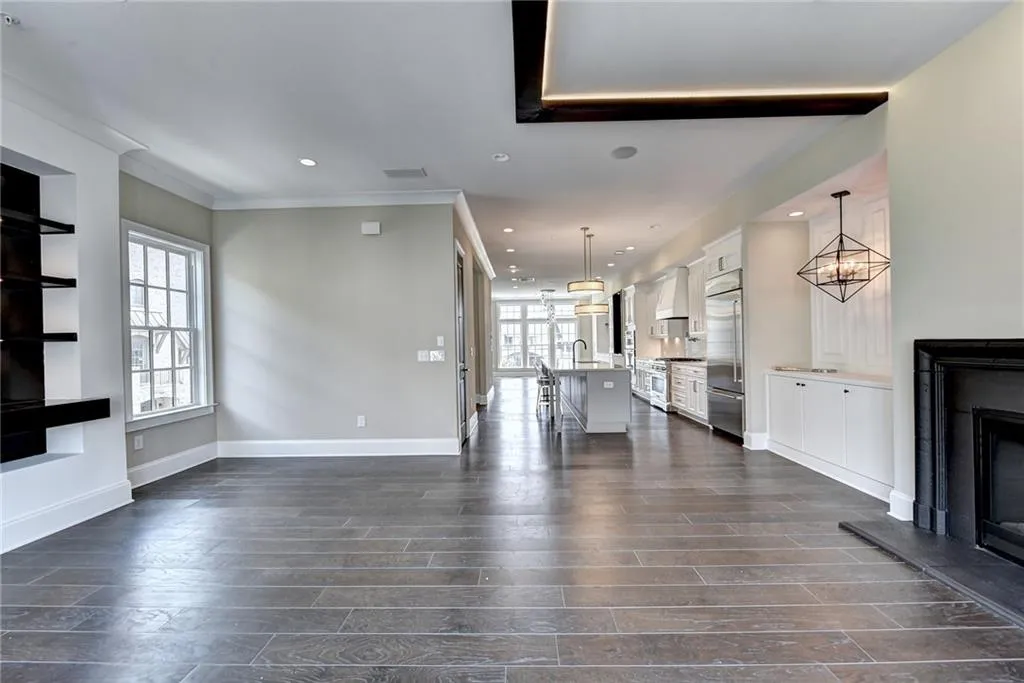 6632 Cadence Boulevard, Sandy Springs, Georgia 30328, 3 Bedrooms Bedrooms, ,4 BathroomsBathrooms,Residential,Sold,6632 Cadence Boulevard,6900708