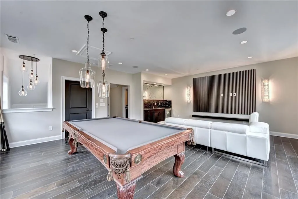 6632 Cadence Boulevard, Sandy Springs, Georgia 30328, 3 Bedrooms Bedrooms, ,4 BathroomsBathrooms,Residential,Sold,6632 Cadence Boulevard,6900708