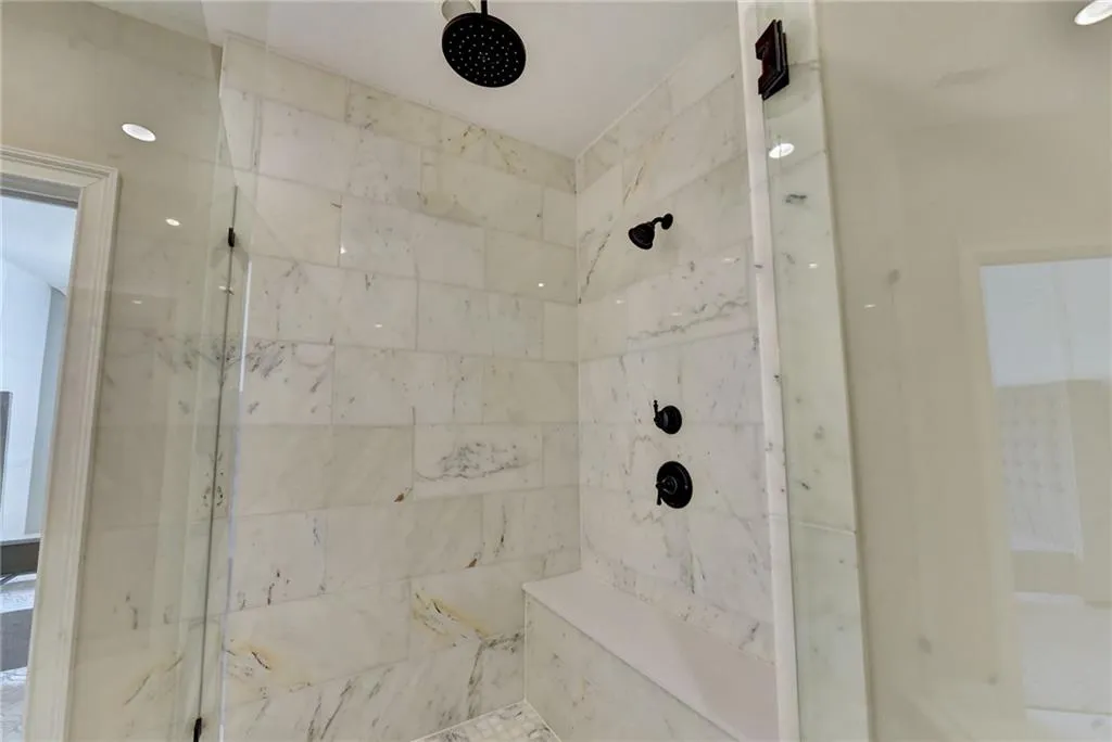 6632 Cadence Boulevard, Sandy Springs, Georgia 30328, 3 Bedrooms Bedrooms, ,4 BathroomsBathrooms,Residential,Sold,6632 Cadence Boulevard,6900708