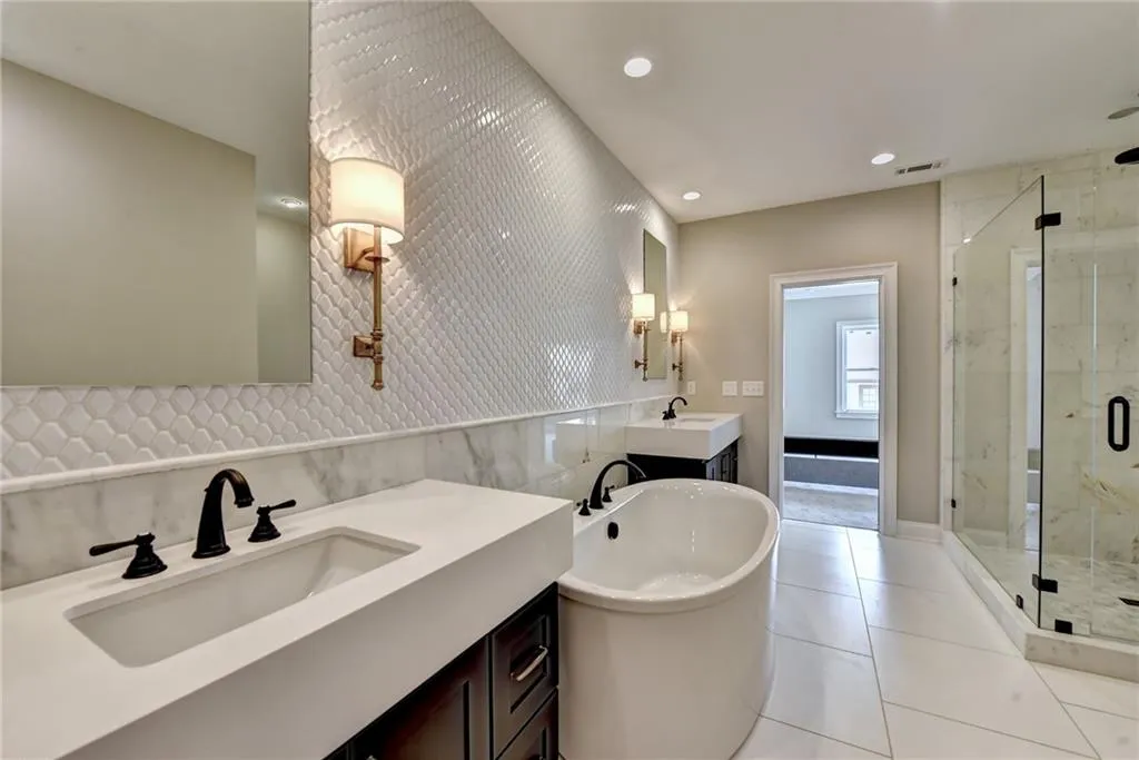 6632 Cadence Boulevard, Sandy Springs, Georgia 30328, 3 Bedrooms Bedrooms, ,4 BathroomsBathrooms,Residential,Sold,6632 Cadence Boulevard,6900708