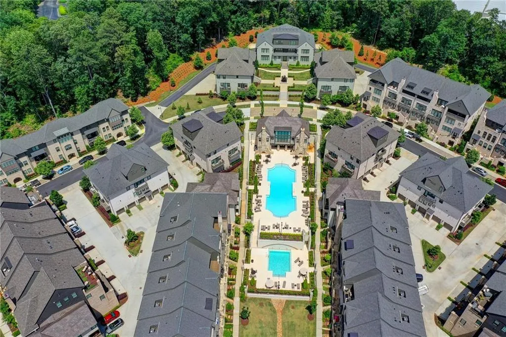 6632 Cadence Boulevard, Sandy Springs, Georgia 30328, 3 Bedrooms Bedrooms, ,4 BathroomsBathrooms,Residential,Sold,6632 Cadence Boulevard,6900708