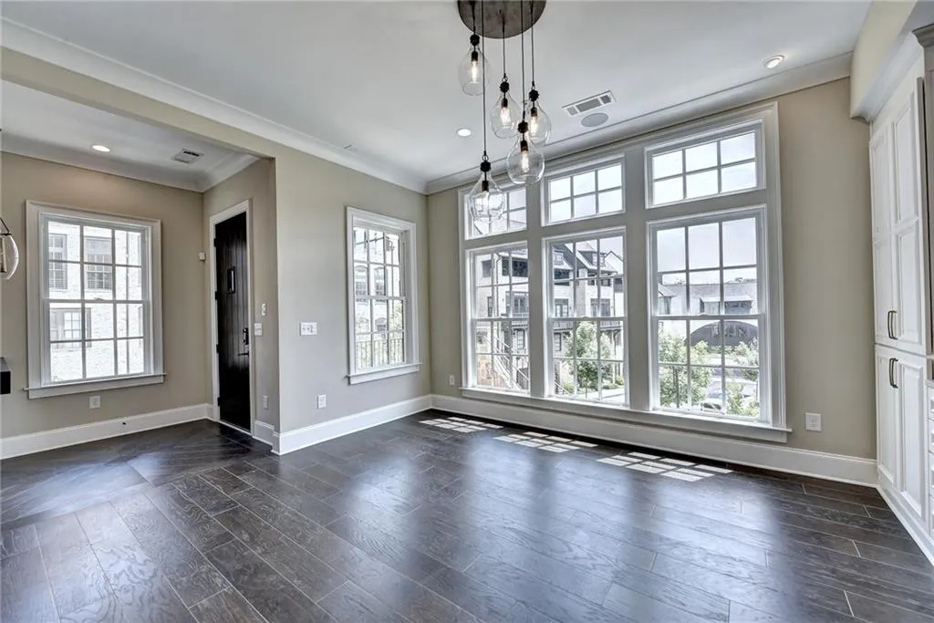 6632 Cadence Boulevard, Sandy Springs, Georgia 30328, 3 Bedrooms Bedrooms, ,4 BathroomsBathrooms,Residential,Sold,6632 Cadence Boulevard,6900708