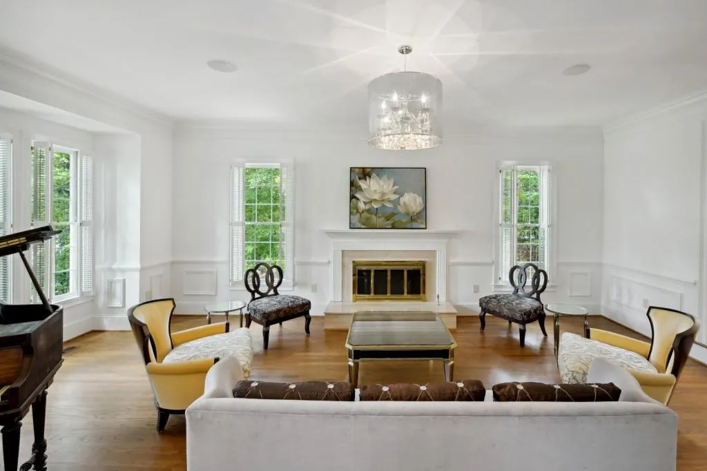 7810 Landowne Drive, Sandy Springs, Georgia 30350, 5 Bedrooms Bedrooms, ,5 BathroomsBathrooms,Residential,Sold,7810 Landowne Drive,7231013