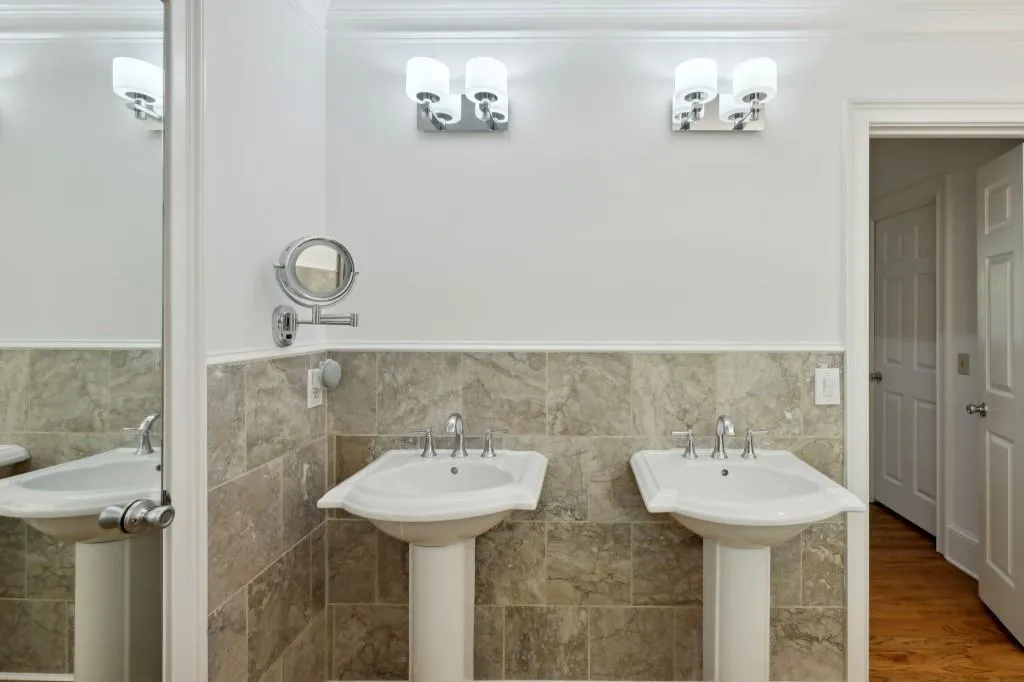 7810 Landowne Drive, Sandy Springs, Georgia 30350, 5 Bedrooms Bedrooms, ,5 BathroomsBathrooms,Residential,Sold,7810 Landowne Drive,7231013