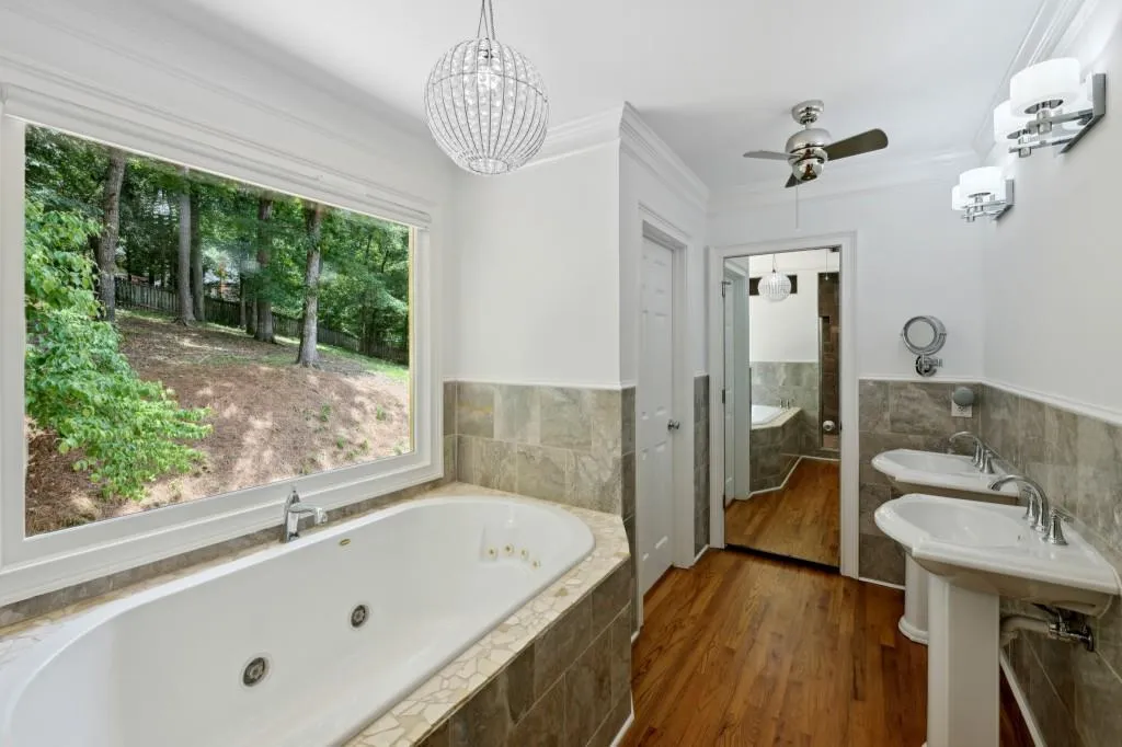 7810 Landowne Drive, Sandy Springs, Georgia 30350, 5 Bedrooms Bedrooms, ,5 BathroomsBathrooms,Residential,Sold,7810 Landowne Drive,7231013