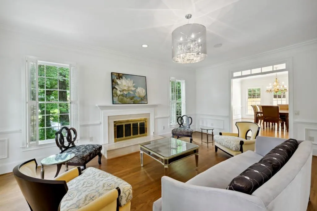 7810 Landowne Drive, Sandy Springs, Georgia 30350, 5 Bedrooms Bedrooms, ,5 BathroomsBathrooms,Residential,Sold,7810 Landowne Drive,7231013