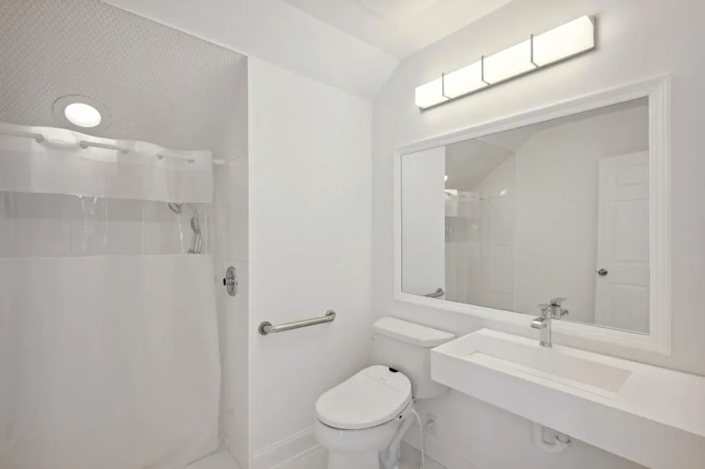 7810 Landowne Drive, Sandy Springs, Georgia 30350, 5 Bedrooms Bedrooms, ,5 BathroomsBathrooms,Residential,Sold,7810 Landowne Drive,7231013