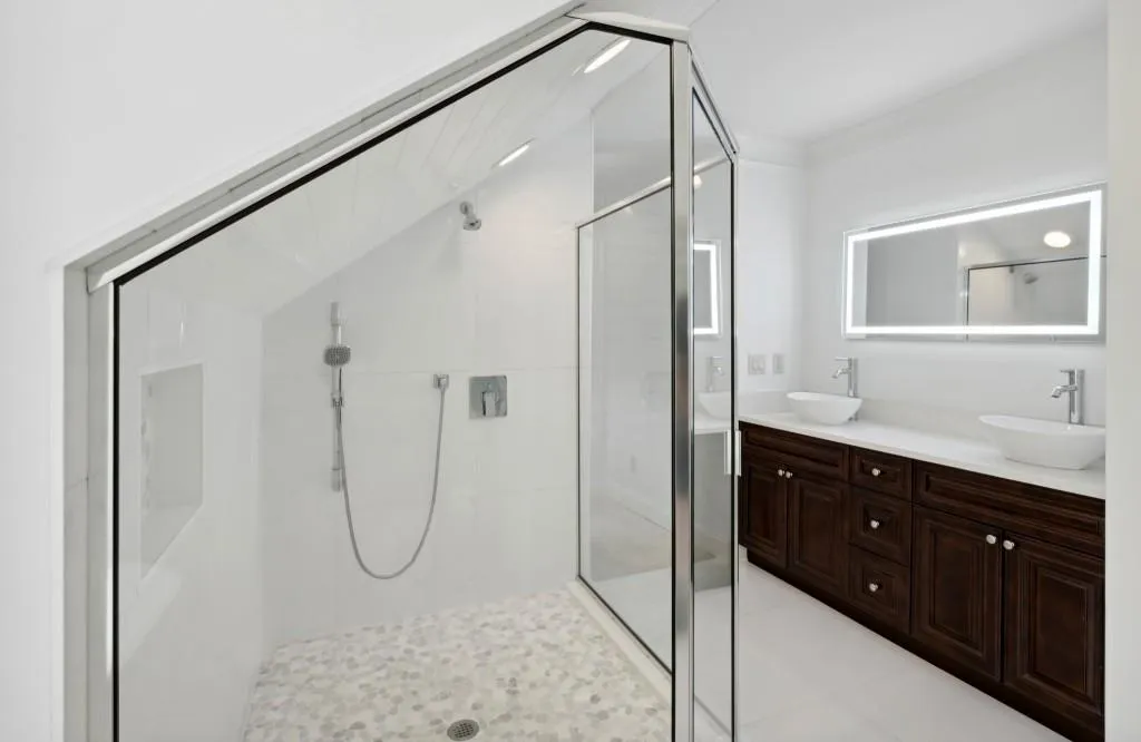 7810 Landowne Drive, Sandy Springs, Georgia 30350, 5 Bedrooms Bedrooms, ,5 BathroomsBathrooms,Residential,Sold,7810 Landowne Drive,7231013