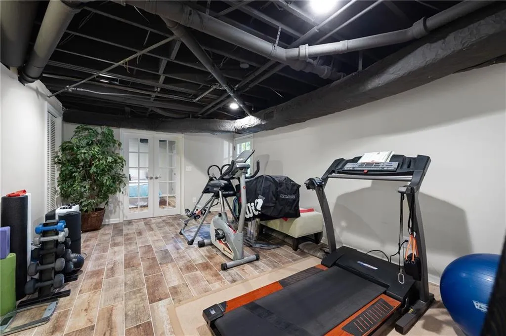 7450 Old Maine Trail, Atlanta, Georgia 30328, 5 Bedrooms Bedrooms, ,3 BathroomsBathrooms,Residential,Sold,7450 Old Maine Trail,7398090