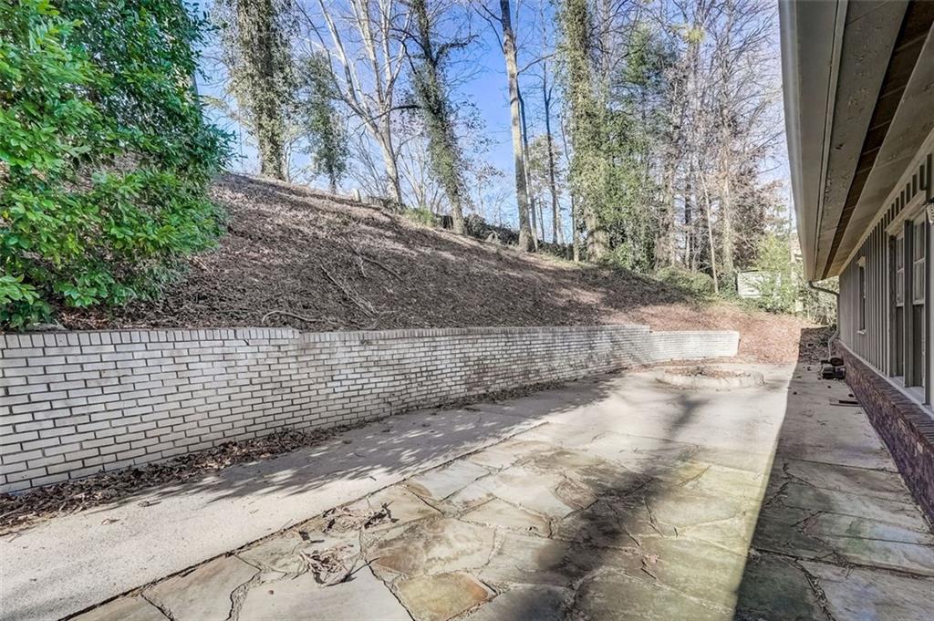 6600 Bridgewood Valley Road, Sandy Springs, Georgia 30328, 4 Bedrooms Bedrooms, ,2 BathroomsBathrooms,Residential,Sold,6600 Bridgewood Valley Road,7339097