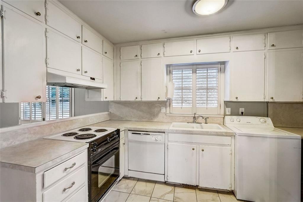 6600 Bridgewood Valley Road, Sandy Springs, Georgia 30328, 4 Bedrooms Bedrooms, ,2 BathroomsBathrooms,Residential,Sold,6600 Bridgewood Valley Road,7339097