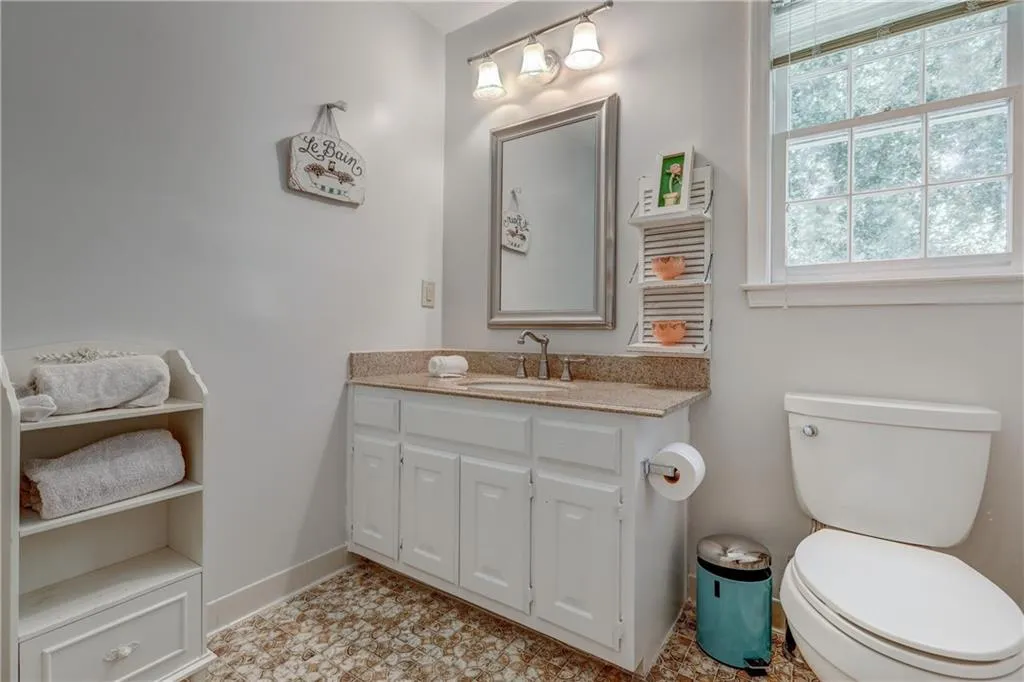 8120 Habersham Waters Road, Sandy Springs, Georgia 30350, 5 Bedrooms Bedrooms, ,4 BathroomsBathrooms,Residential,Sold,8120 Habersham Waters Road,6783662