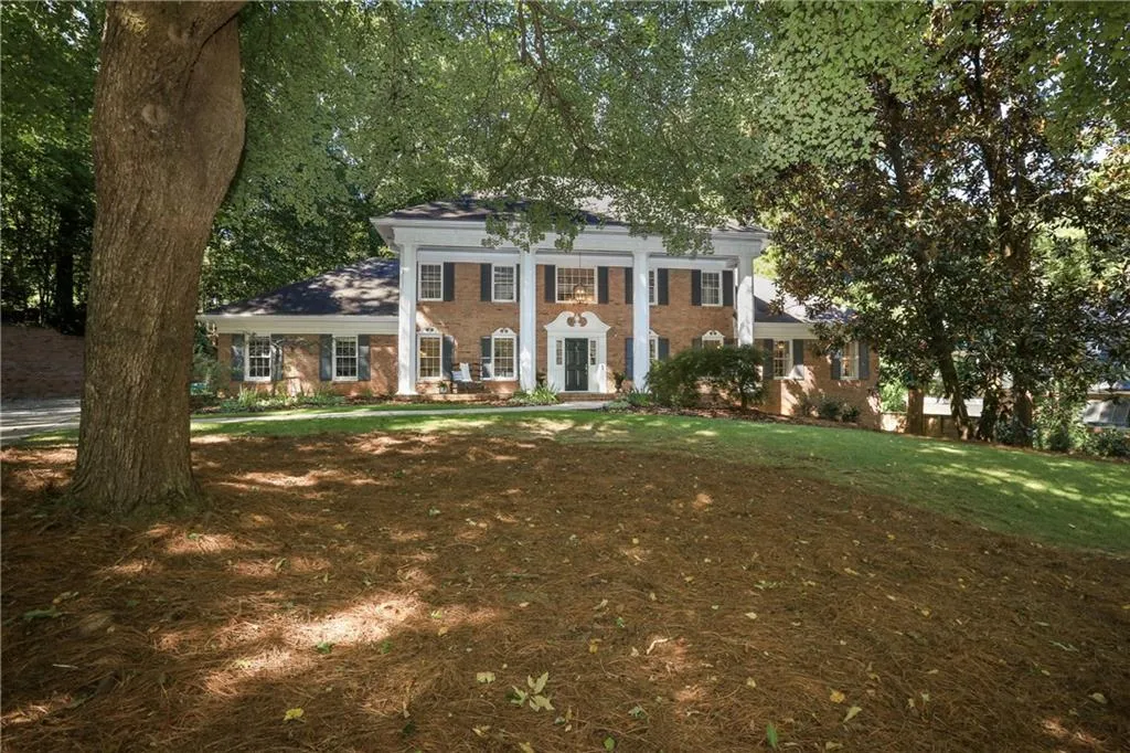 8120 Habersham Waters Road, Sandy Springs, Georgia 30350, 5 Bedrooms Bedrooms, ,4 BathroomsBathrooms,Residential,Sold,8120 Habersham Waters Road,6783662