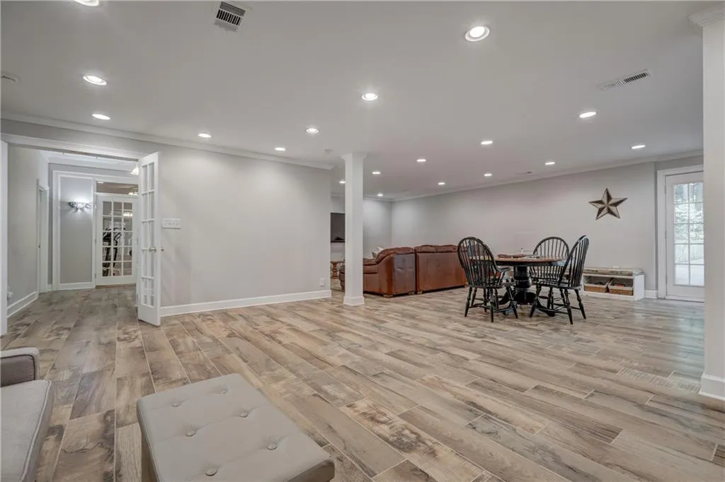 8120 Habersham Waters Road, Sandy Springs, Georgia 30350, 5 Bedrooms Bedrooms, ,4 BathroomsBathrooms,Residential,Sold,8120 Habersham Waters Road,6783662