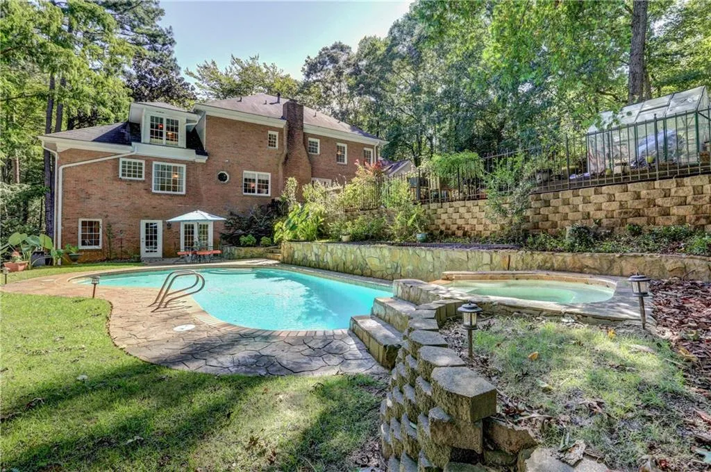 8120 Habersham Waters Road, Sandy Springs, Georgia 30350, 5 Bedrooms Bedrooms, ,4 BathroomsBathrooms,Residential,Sold,8120 Habersham Waters Road,6783662