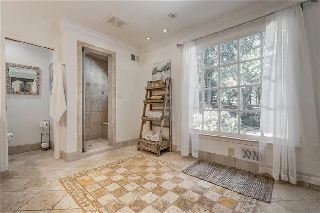 8120 Habersham Waters Road, Sandy Springs, Georgia 30350, 5 Bedrooms Bedrooms, ,4 BathroomsBathrooms,Residential,Sold,8120 Habersham Waters Road,6783662